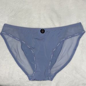 La Vie rn Rose panties brand new